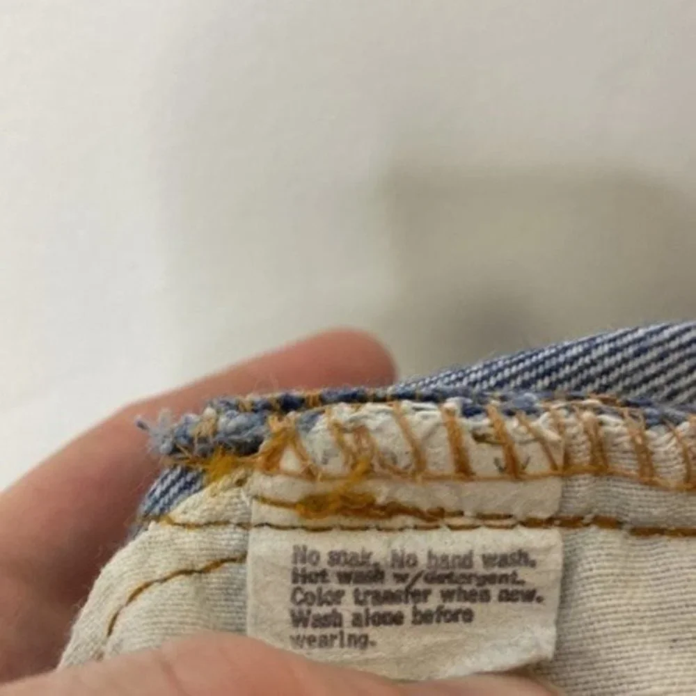 Vintage Levis 717-0917 Student Jeans - Picture 5 of 6